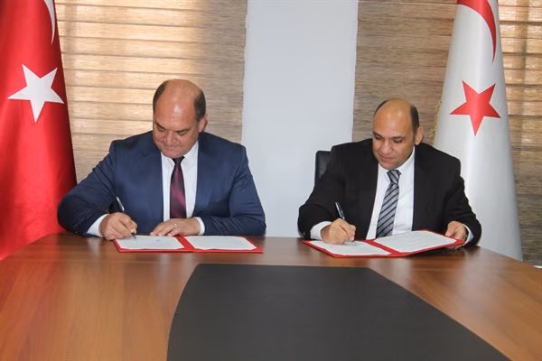 Ulaştırma Bakanlığı İle Değirmenlik Belediyesi Yol Temizliği,Çevre Düzenlenmesi Konusunda Protokol İmzaladı