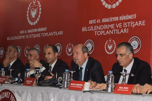 Bakanlar Kurulu Üyeleri, Girne’de Vatandaşların Sorularını Yanıtladı