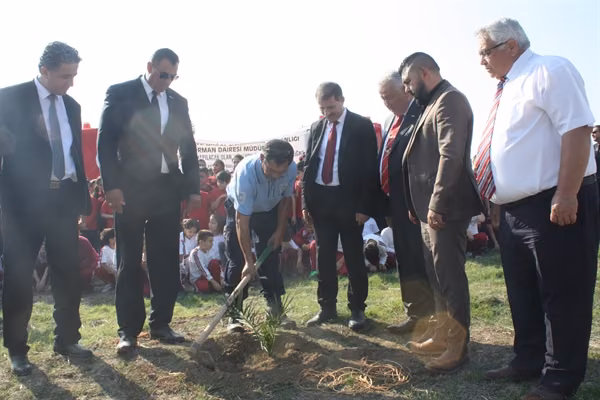 “Bugün Fidan Yarın Nefes” Kampanyasında 2 Bin Hurma Fidanı Dikildi