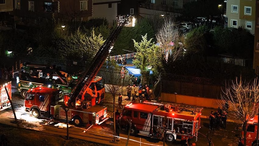 İstanbul'da Askeri Helikopterin Düşmesi Sonucu 4 Asker Şehit Oldu