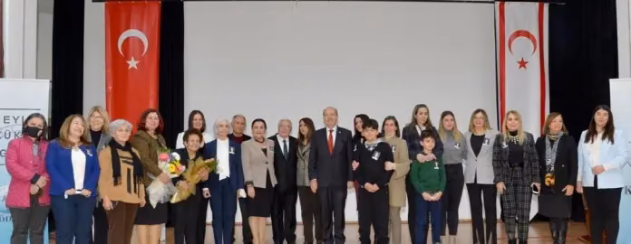 CUMHURBAŞKANI TATAR, KIBRIS’IN İLK FİRST LADY’Sİ SÜHEYLA KÜÇÜK’ÜN BELGESEL GÖSTERİMİNİ İZLEDİ