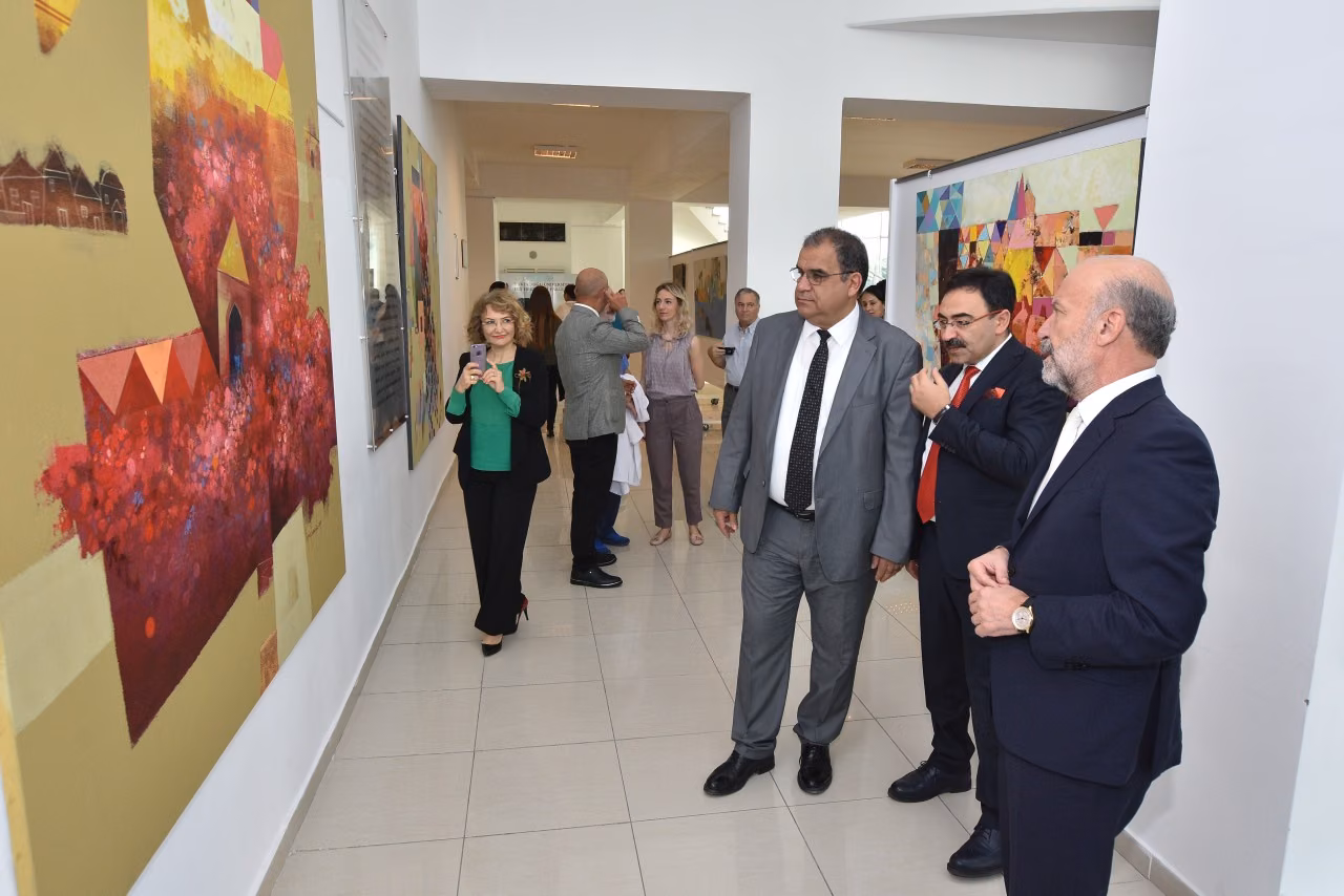 Azerbaycanlı Sanatçıların İki Resim Sergisi YDÜ’de Açıldı