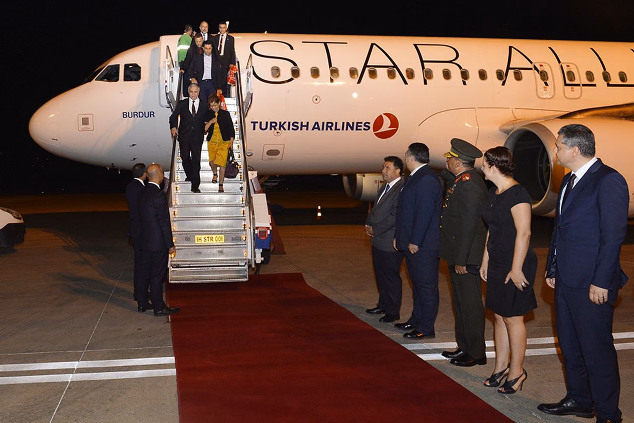 Cumhurbaşkanı Akıncı KKTC'ye Döndü