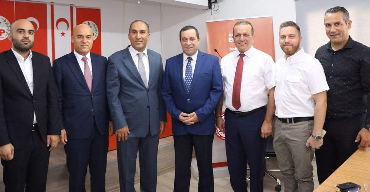 DP, Partililer ve Halkla Buluştu