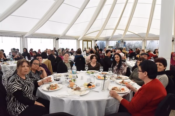 Yaşlılar Haftası, Yaşlılara Düzenlenen Yemekle Sona Erdi