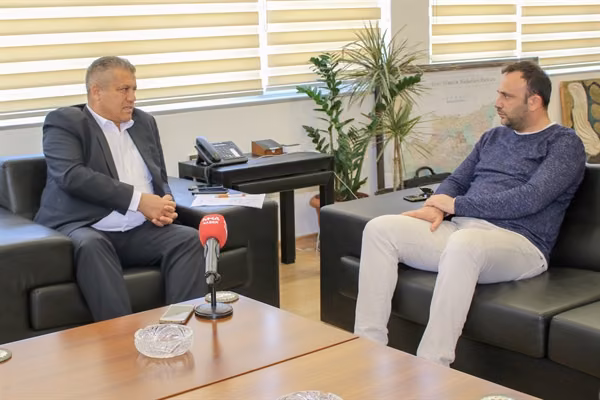 Çalışma Ve Sosyal Güvenlik Bakanı Zeki Çeler Gazimağusa Belediyesi’ni Ziyaret Etti