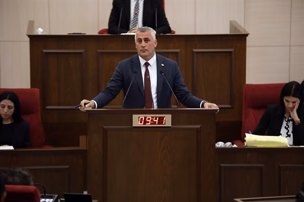 Genel Kurul’da Mağusa Limanı’nda Bekletilen Jeneratör ve Sağlık Konusu Konuşuldu