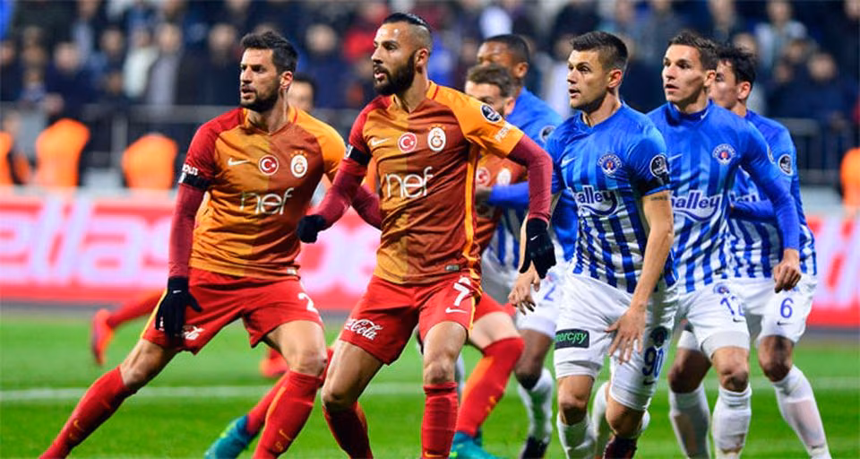 Galatasaray Altın Değerinde 3 Puanla Evine Döndü