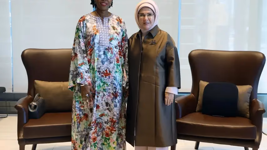 Emine Erdoğan - 8