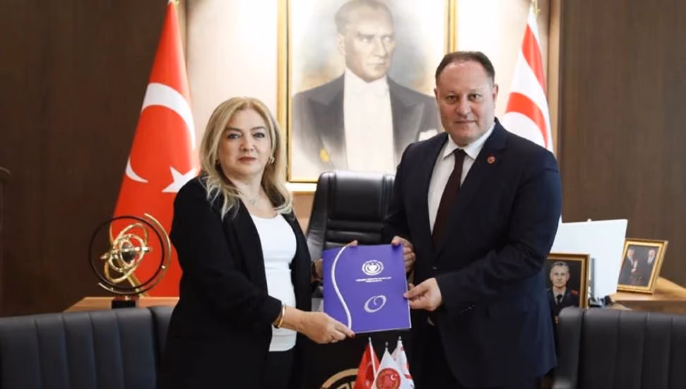 Ombudsman Varol, 41. Dönem Raporu'nu Öztürkler'e Sundu: 21 Şikayet ve Başvuru Kayda Geçti
