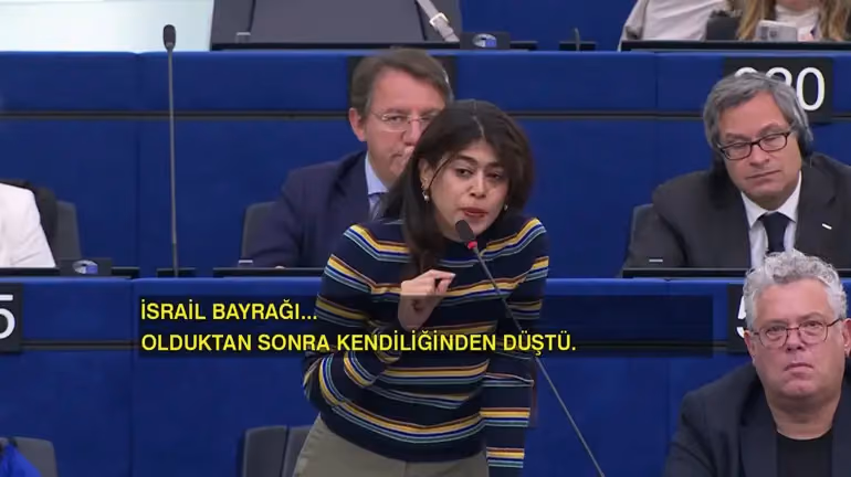 Avrupa Parlamentosunda Bayrak Krizi!