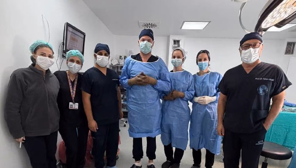 Beyin Pili Ameliyatlarında Üçüncü Yıla Doğru: Ozankaya’dan “Ayinesi İştir Kişinin, Lafa Bakılmaz” Mesajı