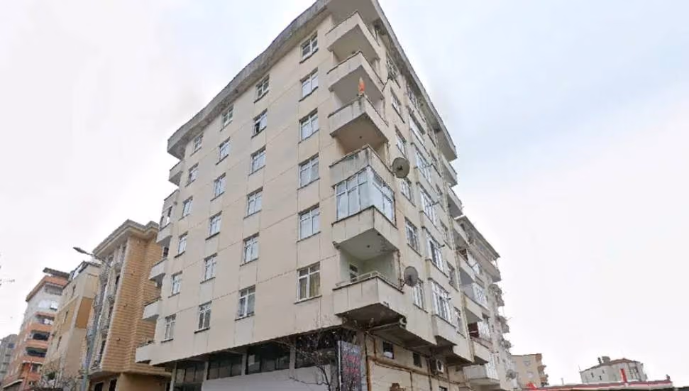 Maltepe'de 7 Katlı Bina Çöktü: 3'ü Çocuk 5 Kişi Hayatını Kaybetti, 2 Kişi Gözaltında - 3