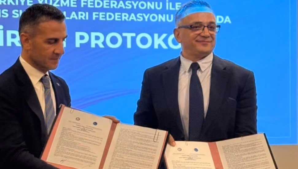 Su Sporları Federasyonu ile Türkiye Yüzme Federasyonu Arasında Protokol İmzalandı