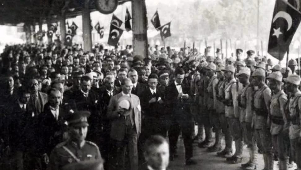 Ülke Genelinde 29 Ekim Cumhuriyet Bayramı Törenlerle Kutlanacak