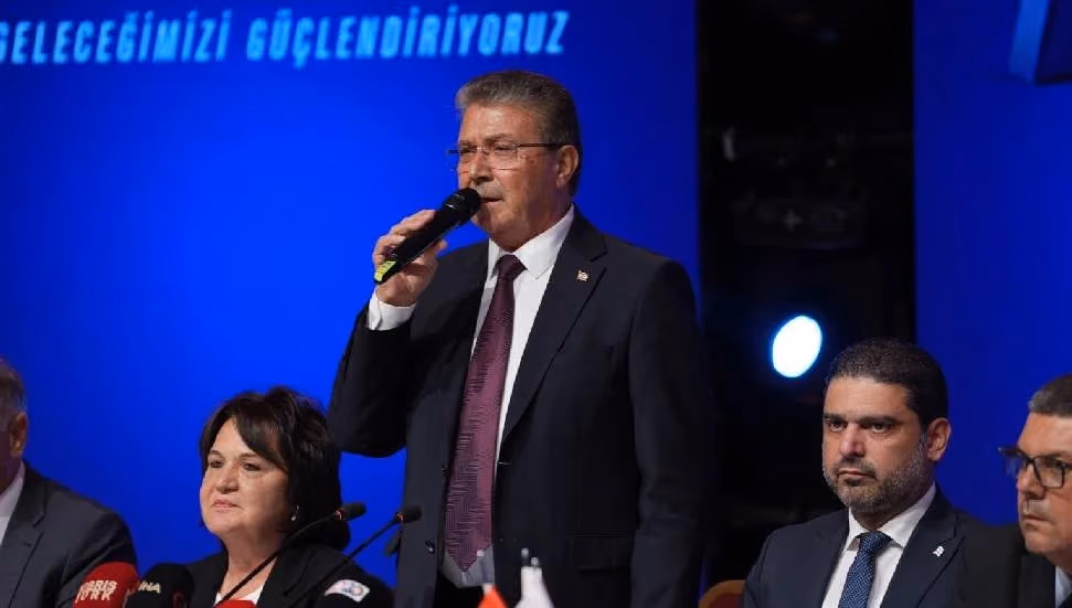 Üstel'den Gençlere 10 Destek Paketi: Araçta KDV Muafiyeti, 50 Bin TL Maaş Desteği, Evlilik Kredisi ve Ücretsiz Üniversite!