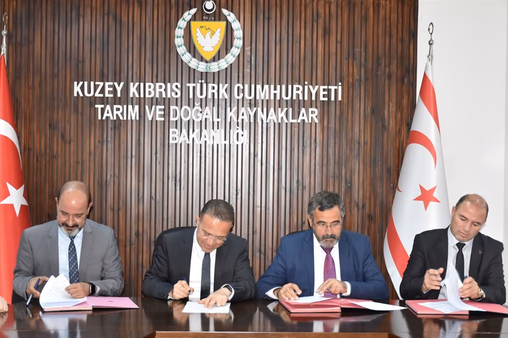 Tarım Ve Doğal Kaynaklar Bakanlığı İle Üç Belediye Arasında Protokol İmzalandı