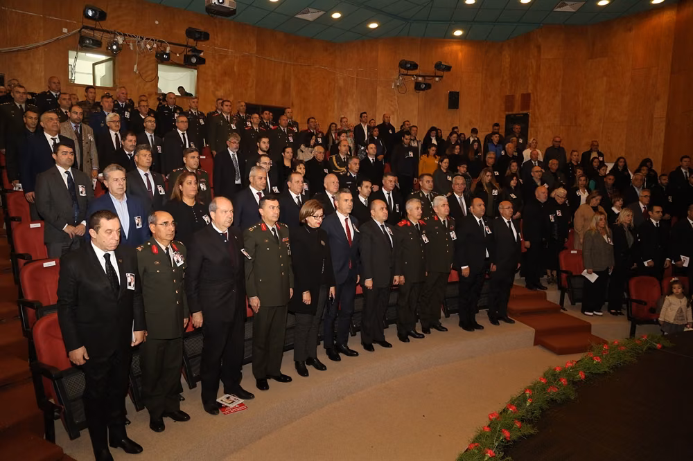 Denktaş, Atatürk Kültür Merkezi’nde Düzenlenen Törenle Anıldı