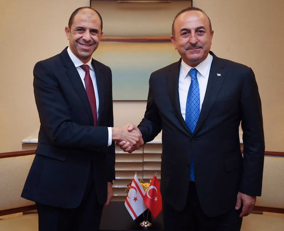 Özersay İle Çavuşoğlu New York’ta Görüştü