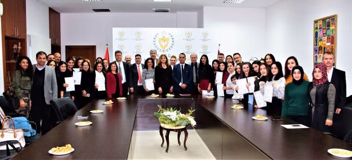 İşaret Dili Eğitimi Sertifikaları Verildi