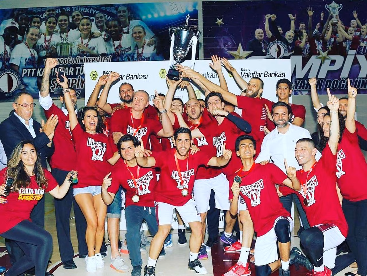 Başbakan Tatar, Türkiye ve KKTC Üniversite Sporları Federasyonlarını Kabul Etti