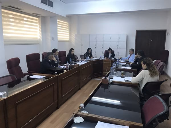 Kıbrıs Türk Esnaf ve Zanaatkarlar Odası Yasa Tasarısı’na Oyçokluğu ile Kabul…