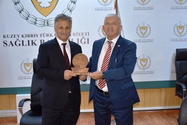 Sağlık Bakanı Pilli Dr. Fazıl Küçük Spor Oyunlarına Katılacak Heyetlerin Temsilcilerini Kabul Etti