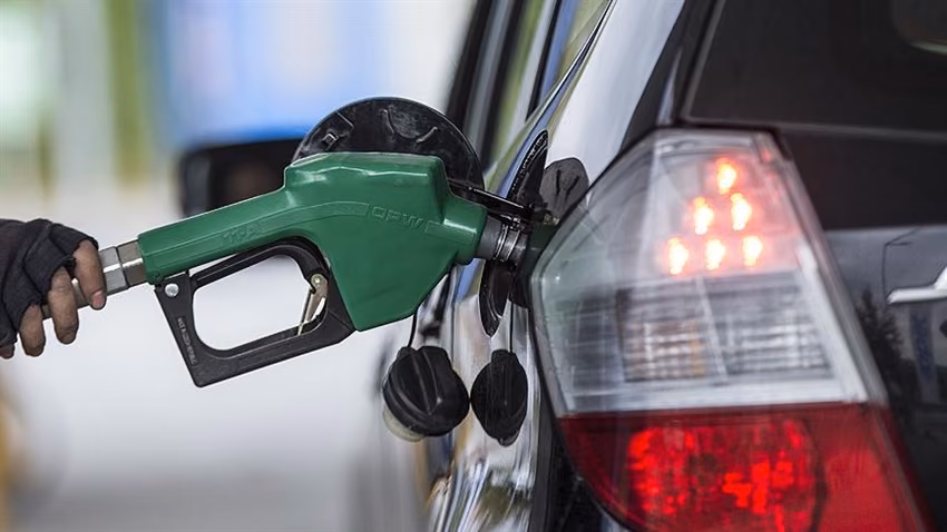 Türkiye’de Motorin Ve Benzine Zam