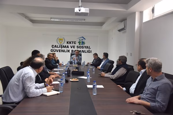 1 Mayıs'ta Market Ve Süpermarketler Kapalı Olacak