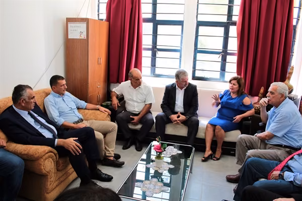 Bakan Çavuşoğlu, Erdal Abit İlkokulu ve Yedidalga İlkokulu’nda İncelemelerde Bulundu