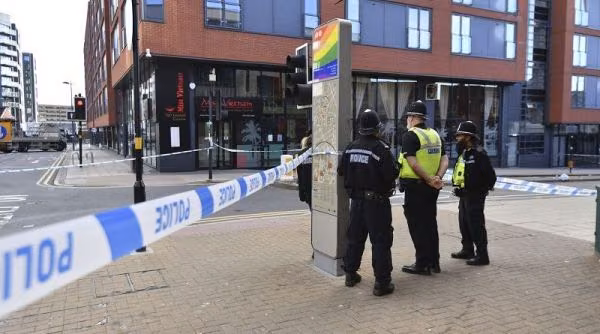 İngiltere'nin Birmingham Kentinde Bıçaklı Saldırılarda 1 Kişi Öldü, 7 Kişi Yaralandı