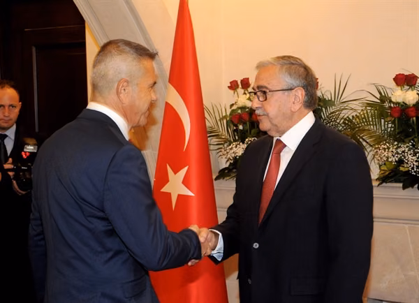 Cumhurbaşkanı Akıncı Tebrik Kabul Etti