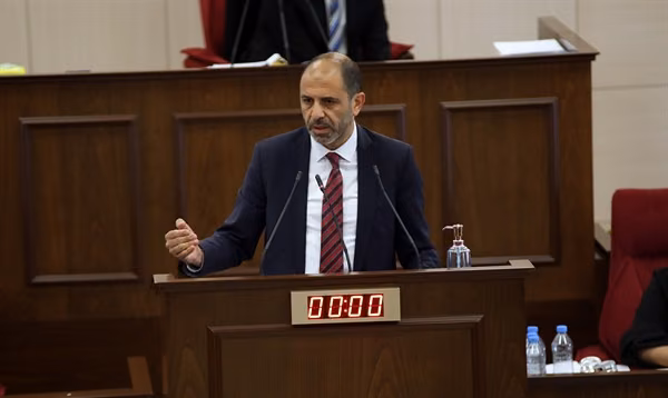 Meclis Genel Kurulu Ülkeye Özel İzinle Giren Heyeti Konuştu