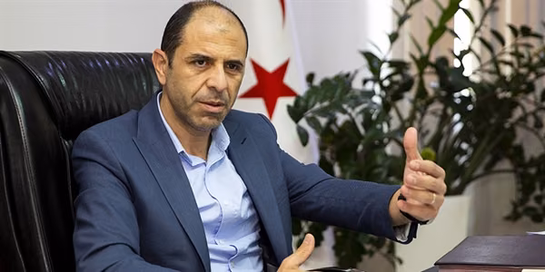 Özersay Açıkladı: “Türkiye’deki Askeri Okullarda Bulunan 100’ü Aşkın Vatandaşımızın İzinleriyle İlgili Sorun Çözüldü”