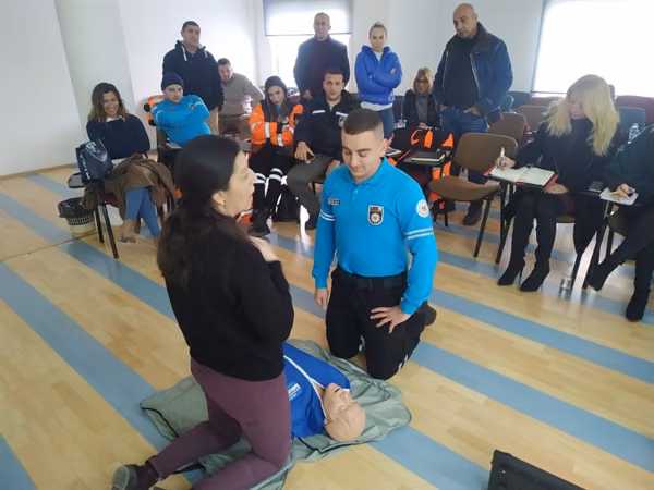Sivil Savunma Personeline Temel İlk Yardım Eğitimi