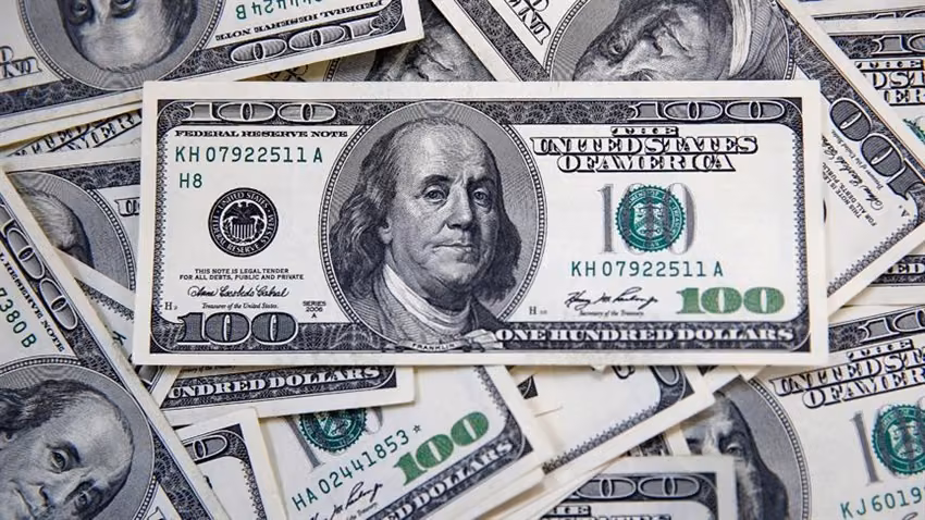 Dolar Son 4 Ayın En Düşük Seviyesini Gördü