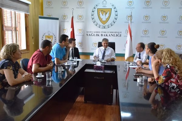 Sağlık Bakanı Pilli, Tıp-İş Yetkilileriyle Görüştü