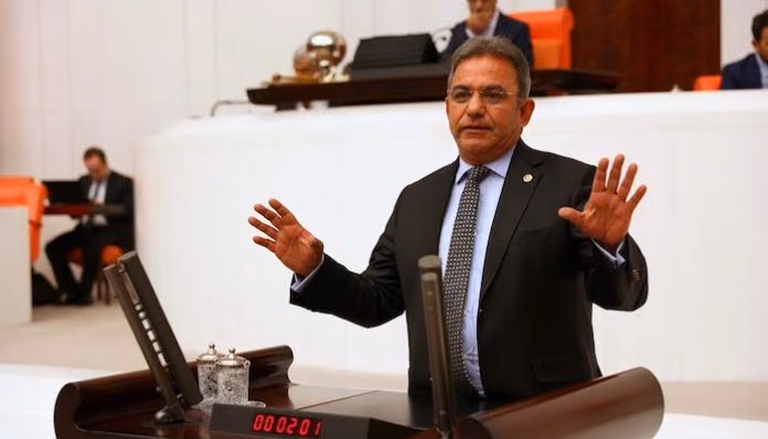 “Mevsimlik Turizm İşçileri de İşsizlik Maaşı Kapsamına Alınsın!”