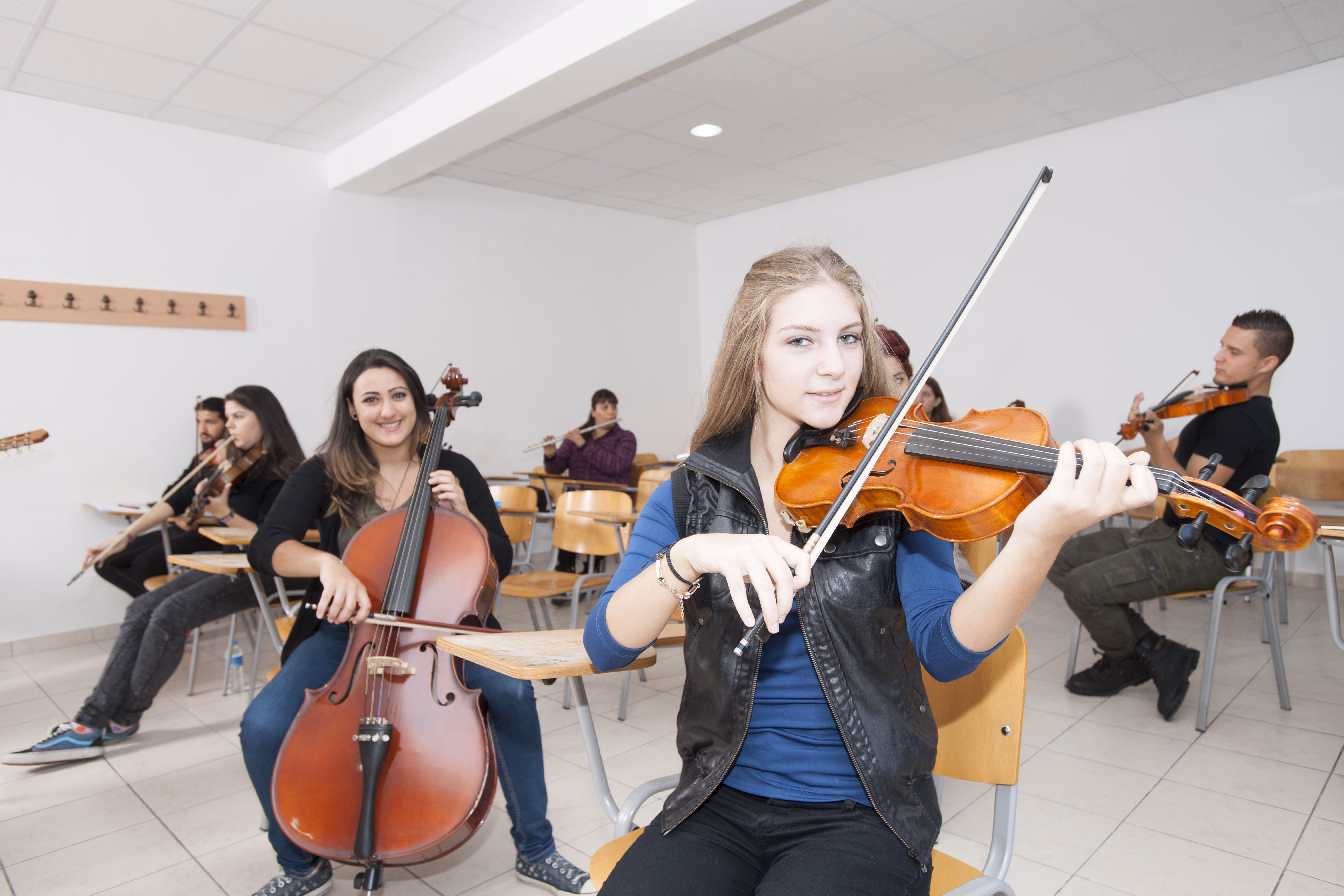 Yakın Doğu Üniversitesi Müzik Öğretmenliği Anabilim Dalı; 2019-2020 Öğretim Yılı Lisans, Yüksek Lisans ve Doktora Programlarına Yetenek Sınavı ile Öğrenci Alınacak