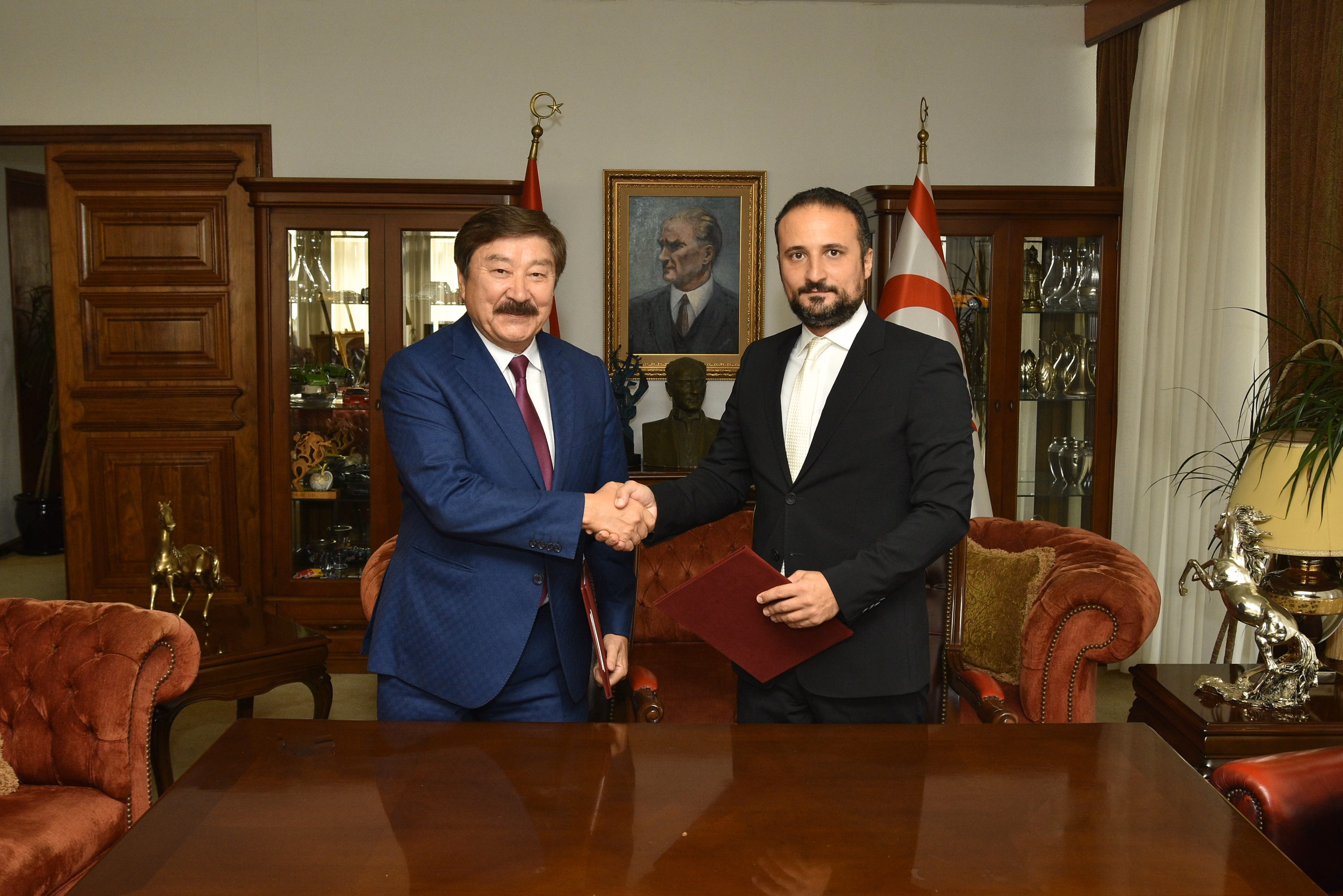 Yakın Doğu Üniversitesi ile TÜRKSOY Arasında “İşbirliği Protokolü” İmzalandı…