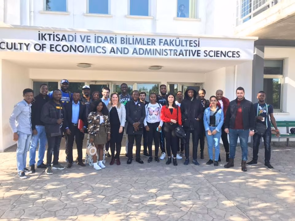 Yakın Doğu Üniversitesi İktisadi ve İdari Bilimler Fakültesi Öğrencileri Avrupa Birliği’nin Adadaki Rolüne İlişkin Alan Araştırması Gerçekleştirdi…