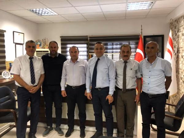 1 Eylül 2020 Tarihinde Yeniboğaziçi-Gazimağusa’da Eğitime Başlayacak Olan Yakın Doğu Okul Öncesi, İlkokulu ve Koleji Yetkilileri Gazimağusa ve Yeniboğaziçi Belediye Başkanlarını Ziyaret Etti.