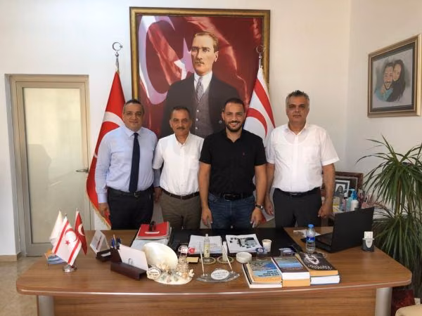 “Yakın Doğu Koleji Bölgeye İstihdam ve Prestij Kazandıracak”... Yakın Doğu Okul Öncesi, İlkokulu ve Koleji Yetkilileri Yeni Erenköy ile Büyükkonuk Belediye Başkanlarını Ziyaret Etti...