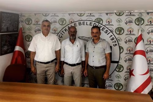 Yakın Doğu Koleji Eğitim Vizyonu ile Gelişim Yaratma ve Öncü Olma Rolünü Devam Ettiriyor...Yakın Doğu Koleji Yetkilileri Geçitkale Belediye Başkanı Hasan Özataş’ı Ziyaret Etti.