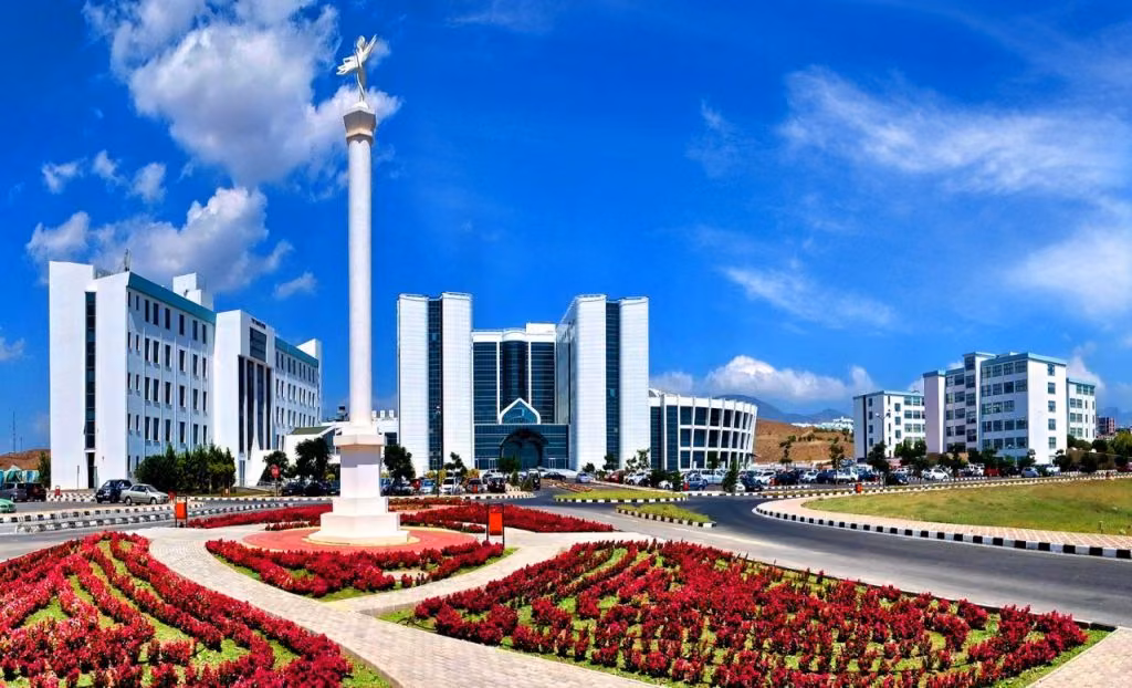 Sağlığın Temelini Oluşturan Meslek Ebelik