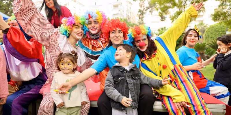 Adana, 14. Uluslararası Portakal Çiçeği Karnavalı ile Coştu
