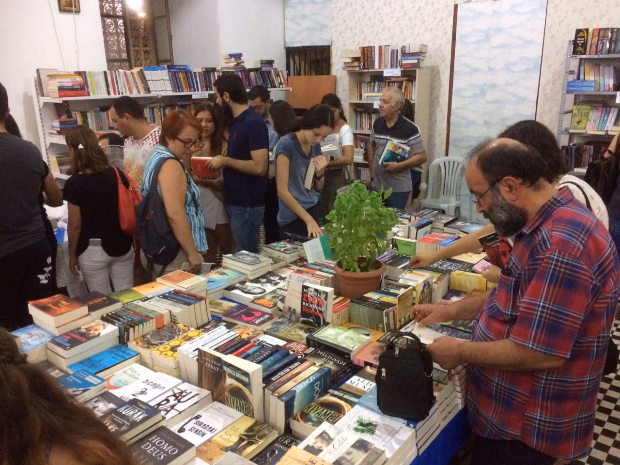 Işık Kitabevi’nin Düzenlediği 30. Kitap Fuarı, Dün Akşam Başladı.