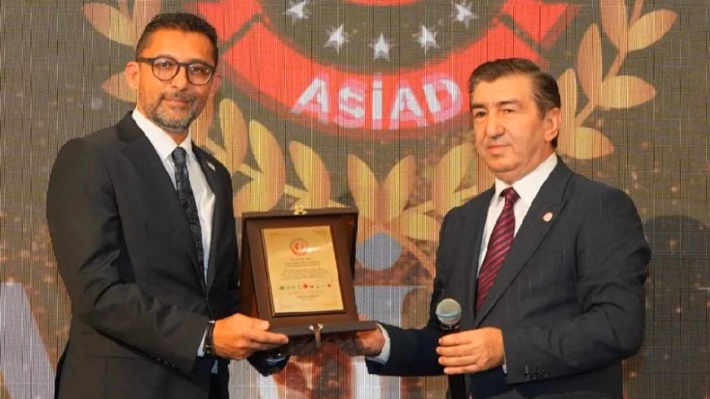 Latif Akça, ASİAD tarafından Onur Ödülü’ne layık görüldü