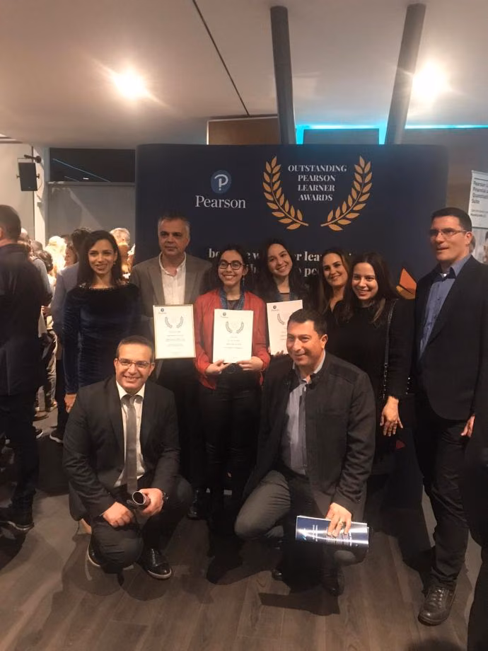 “Outstanding Pearson Learner Awards” Ödül Töreninde Yakın Doğu Koleji Öğrencileri İki Dünya, İki de Avrupa Birinciliği Ödülü Alarak Fark Yarattı…