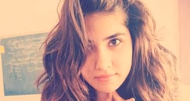Özgecan Aslan, Mezarı Başında Anıldı